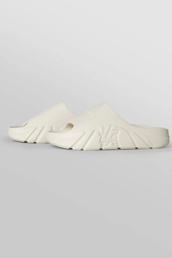 Youngla Accessories<960-Cloud 9 Slides