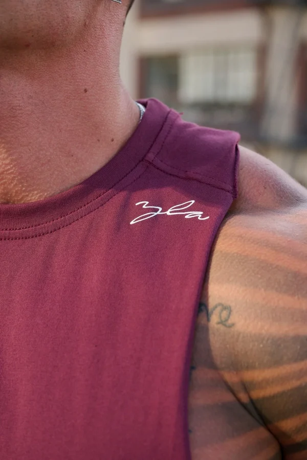 Youngla Tanks<338 Offset Delt Tanks