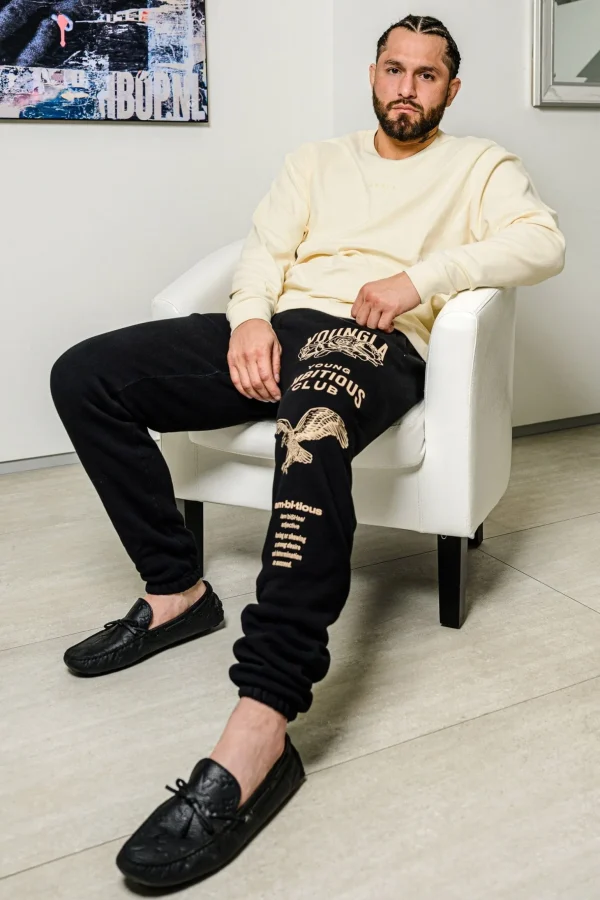 Youngla Joggers<233 The Immortal Joggers