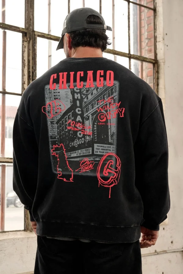 Youngla Outerwear<565-Us Tour Crewnecks