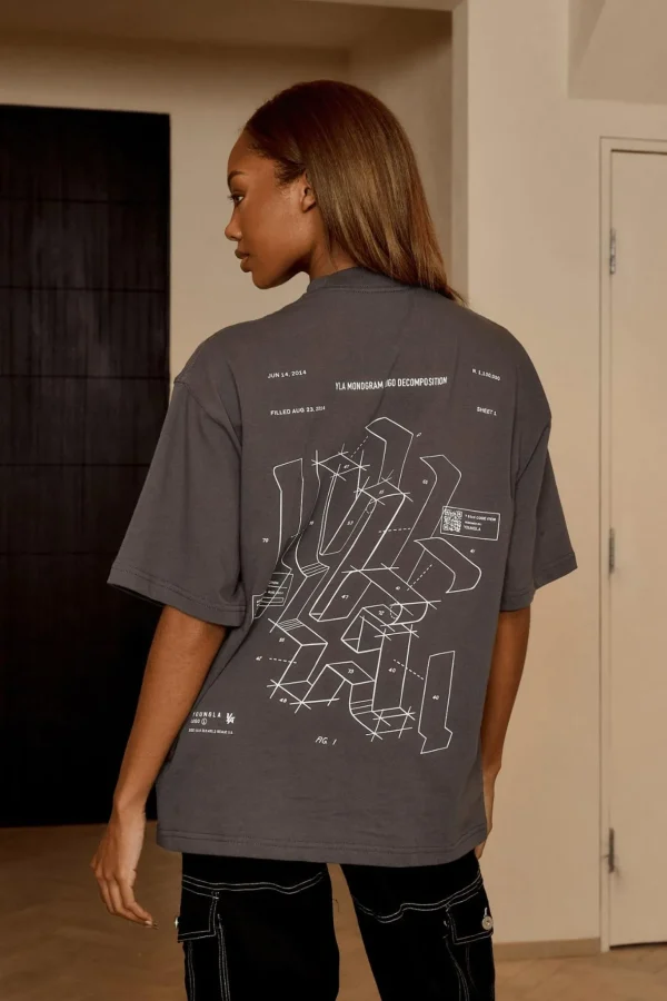 Youngla Tops<W440 Digital Oversized Tee
