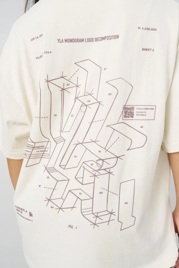 Youngla Tops<W440 Digital Oversized Tee