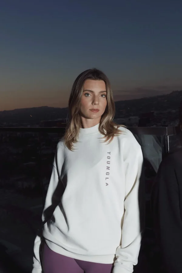 w_eternal_crewneck_12.webp Youngla Outerwear<W539 Eternal Crewneck