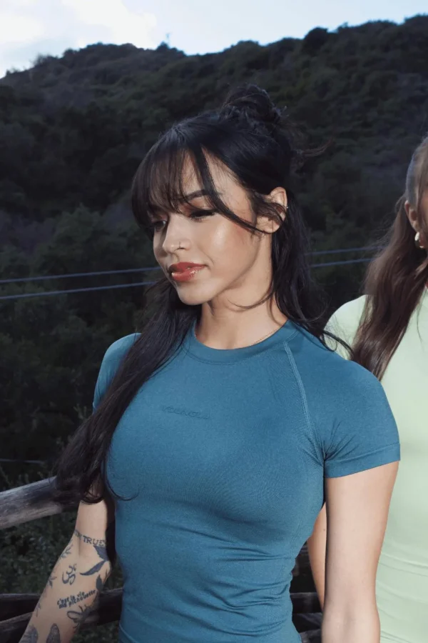 Youngla Tops<W446 Seamless Curve Compression Tee