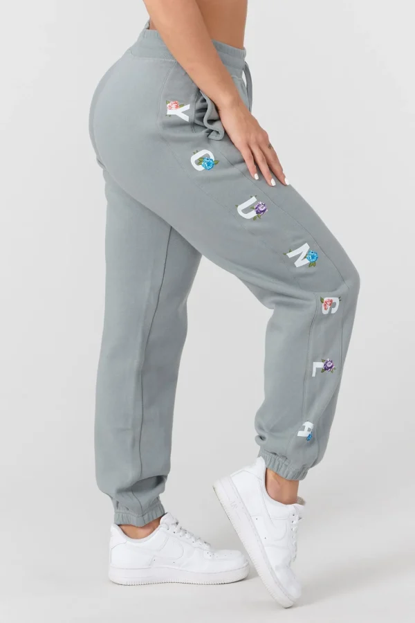 Youngla Joggers & Pants<W203 Winter Bloom Joggers