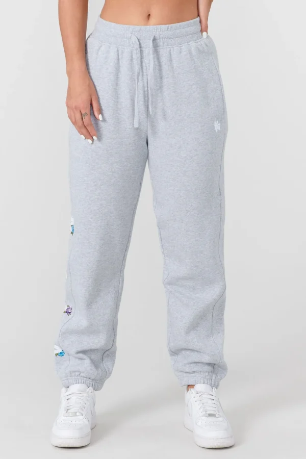 Youngla Joggers & Pants<W203 Winter Bloom Joggers