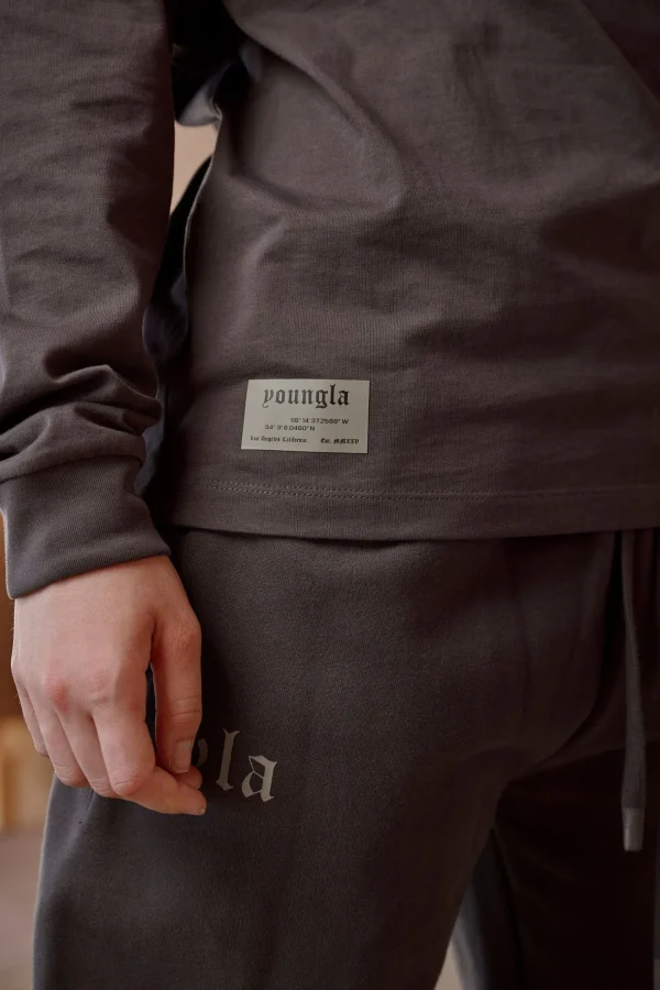 Youngla Tops<W437-Urban Layer Tee