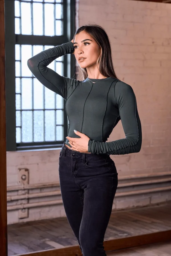 Youngla Tops<W409-Wispy Top